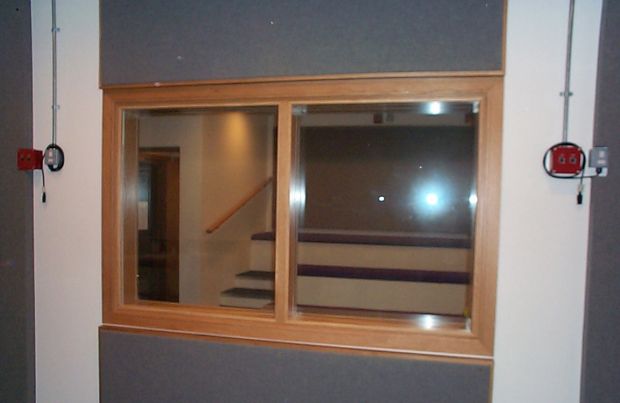 Timber Soundproof Window 